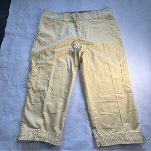Levi's Yellow Capri/cargo Pants Relaxed Fit Cotton
